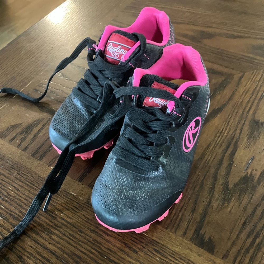 Toddler girl Rawlings cleats - the best fit!